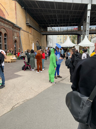 zwei b&uuml;rokratiemonster auf der republica die vor deregulierung warnen