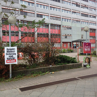 Photo by felix schwenzel in Jobcenter Charlottenburg-Wilmersdorf. Keine Fotobeschreibung verf&uuml;gbar..