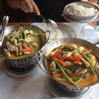 Photo by felix schwenzel in Mai Thai Restaurant. Keine Fotobeschreibung verf&uuml;gbar..
